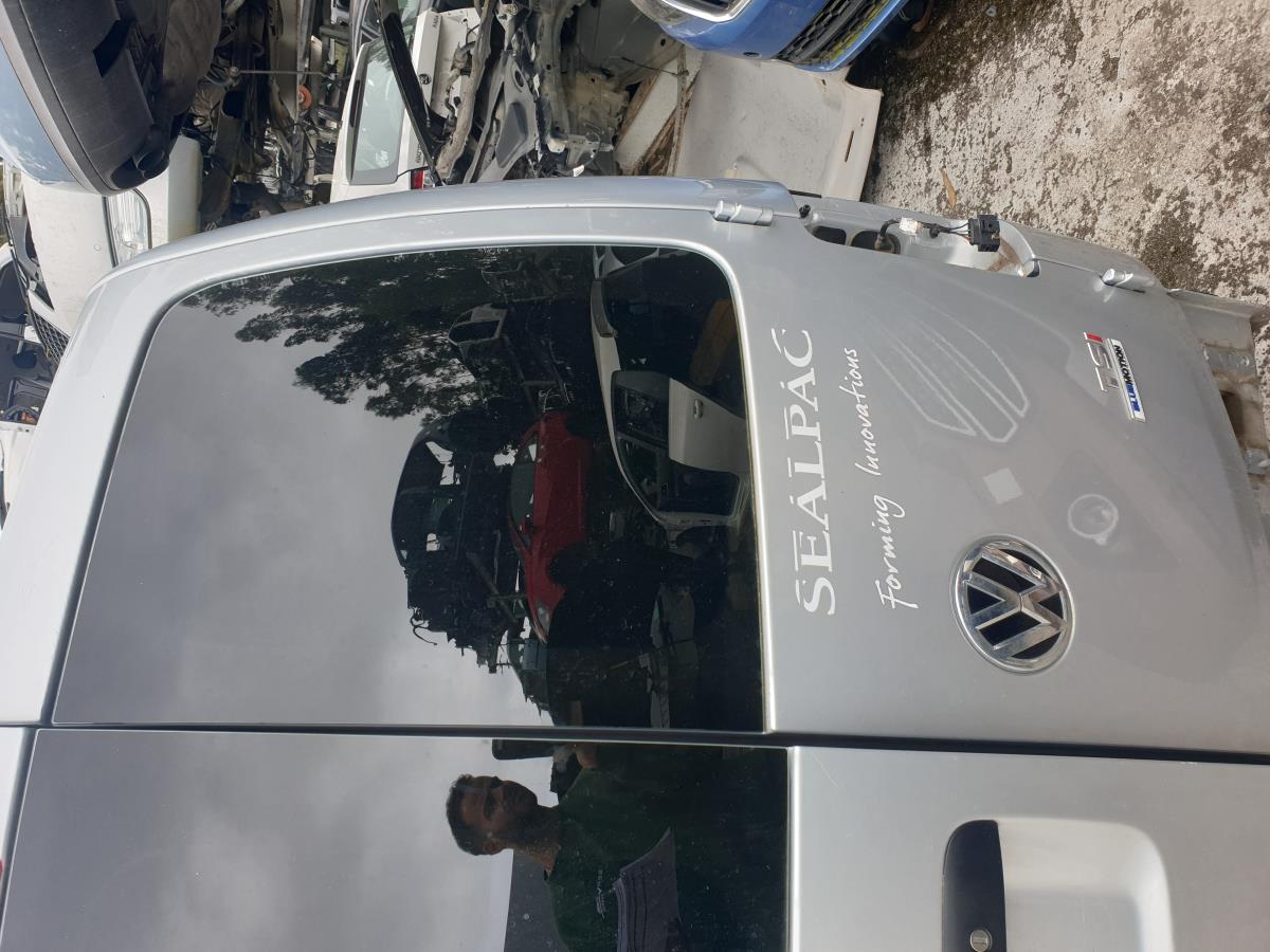 Portón trasero Derecho VOLKSWAGEN Caddy IV (SA)