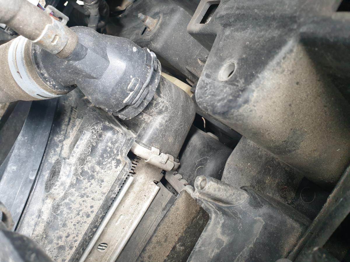 Kit de radiateurs VOLKSWAGEN Caddy IV (SA) Imagem-2