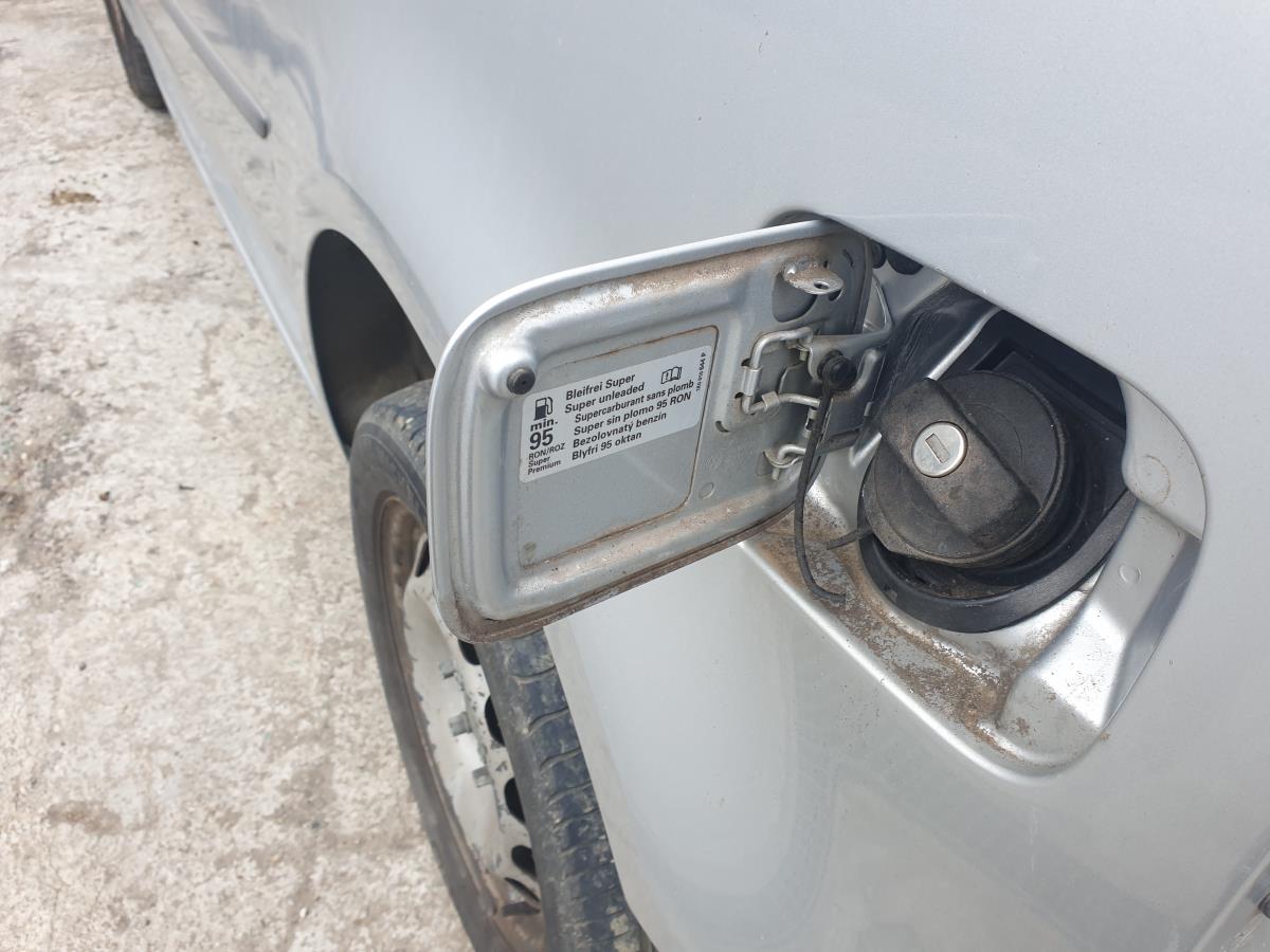 Tappo serbatoio carburante VOLKSWAGEN Caddy IV (SA) Imagem-1