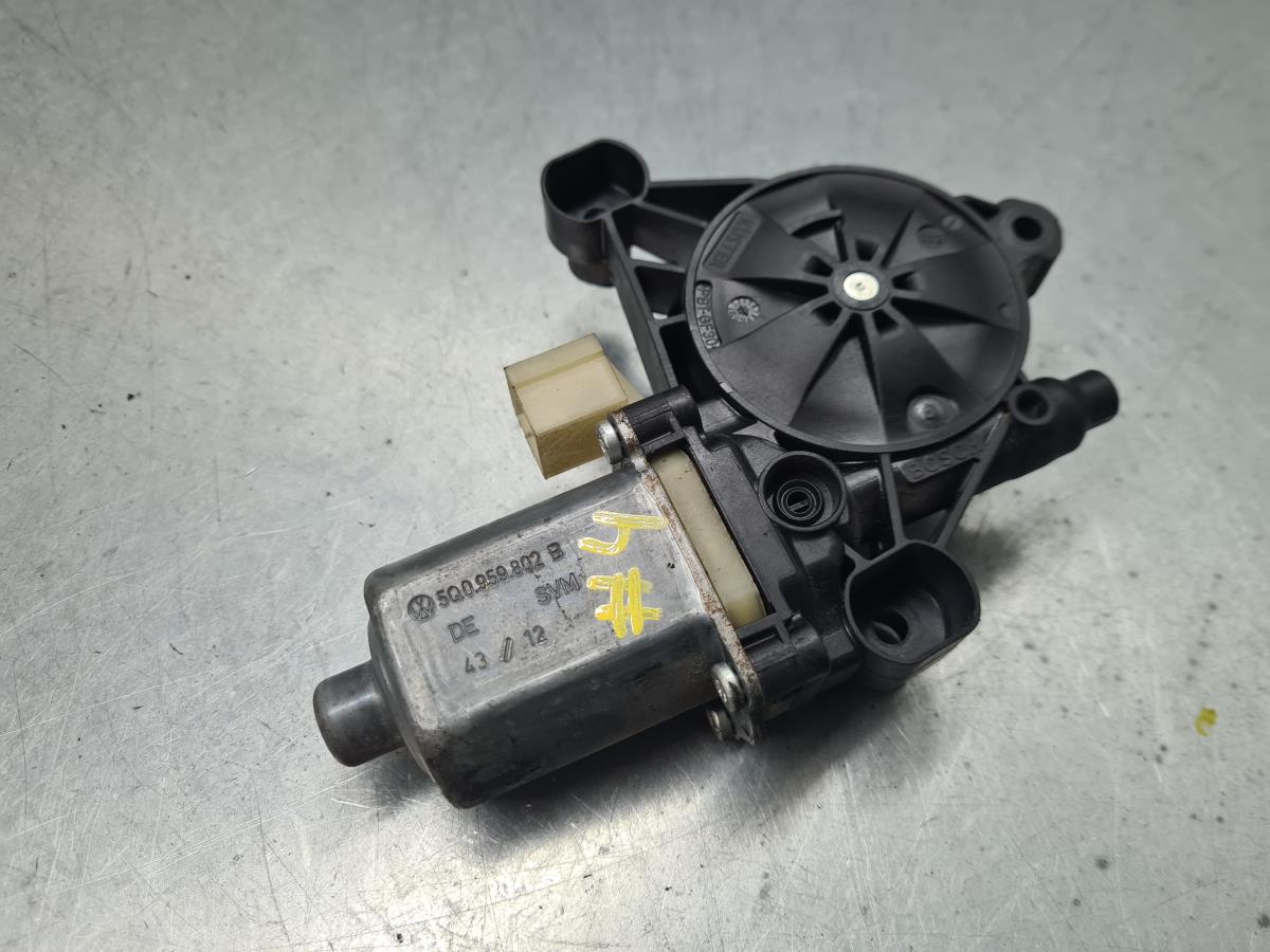 Motore alzacristallo anteriore sinistro AUDI A3 (8V1, 8VK)
