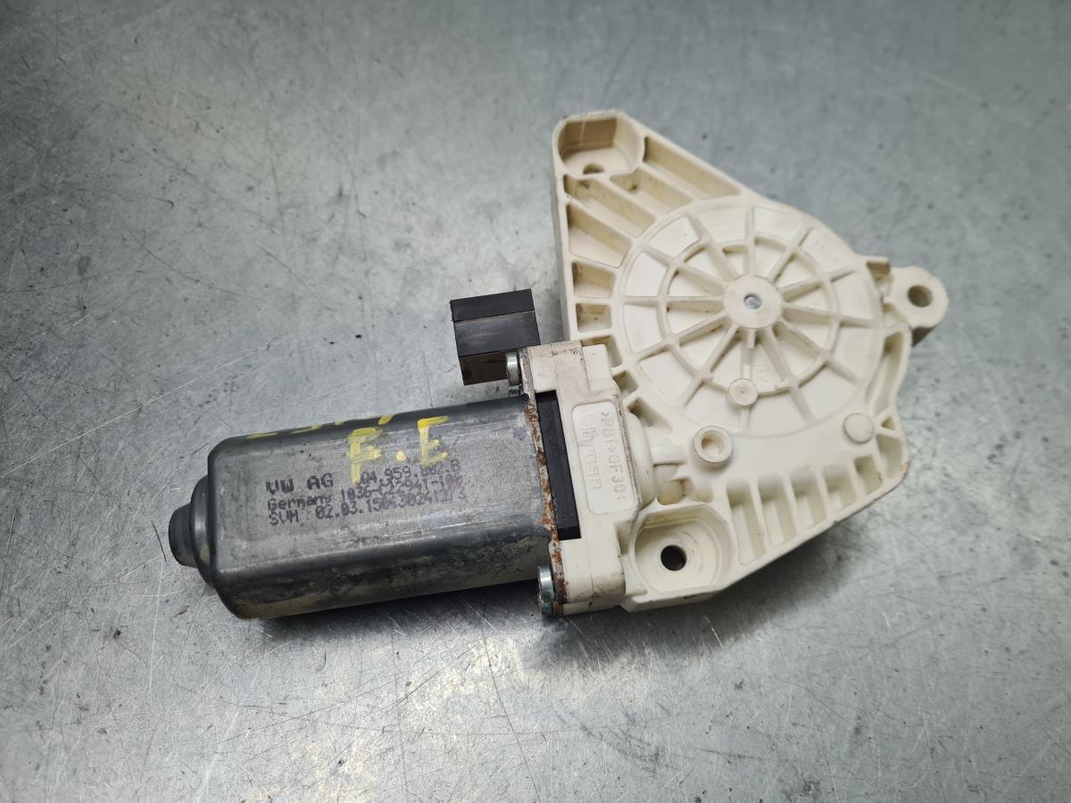 Moteur lève-vitre avant gauche VOLKSWAGEN Golf VII Variant (BA5, BV5)