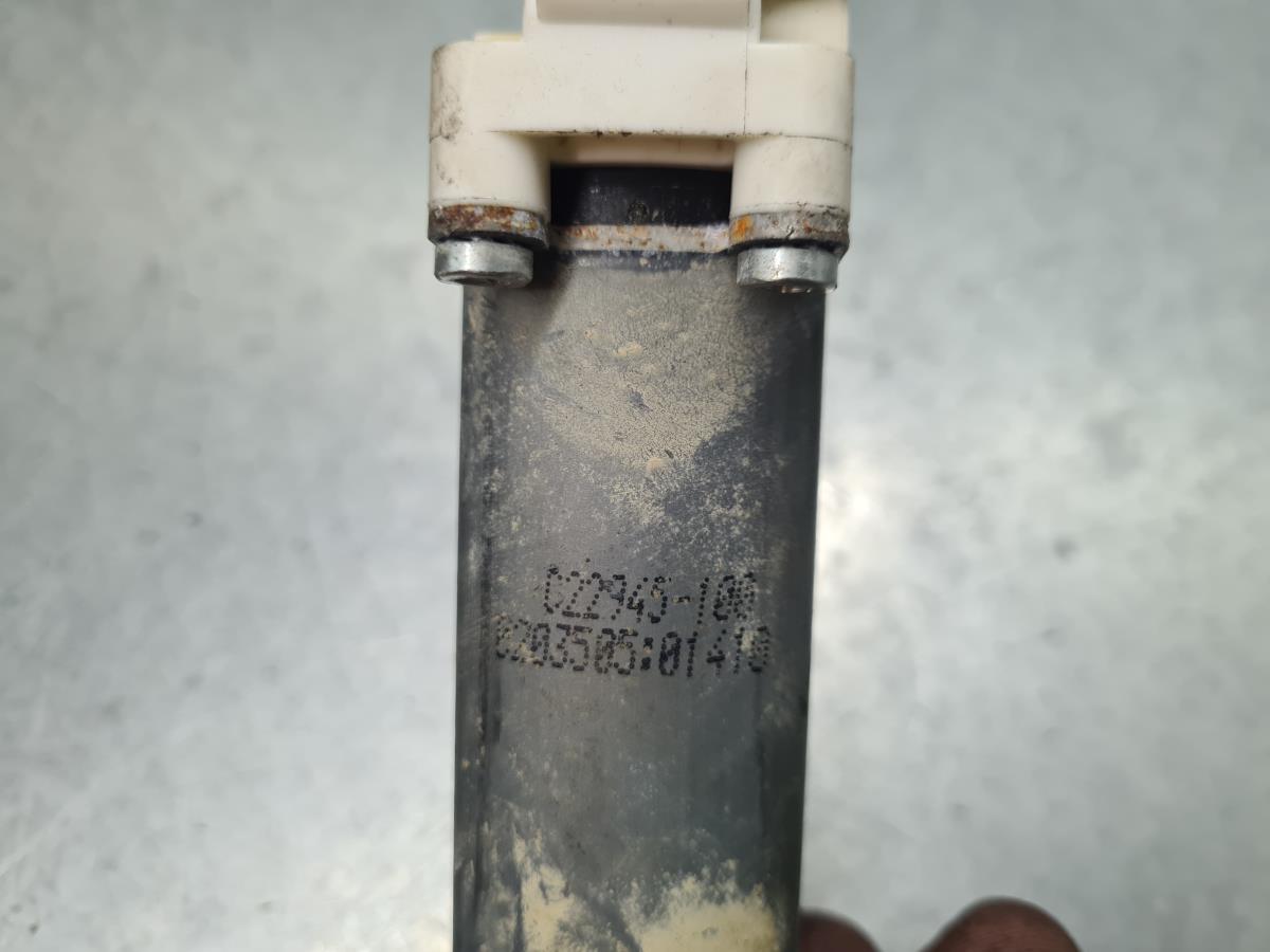 Moteur lève-vitre avant gauche VOLKSWAGEN Golf VII Variant (BA5, BV5) Imagem-3