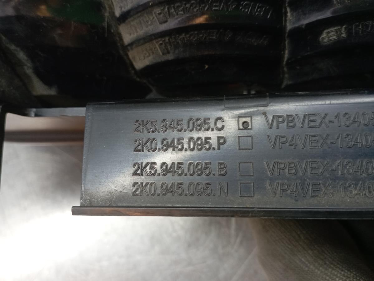 Feu arrière Gauche VOLKSWAGEN Caddy III Kombi (2KB, 2KJ, 2CB, 2CJ) Imagem-5