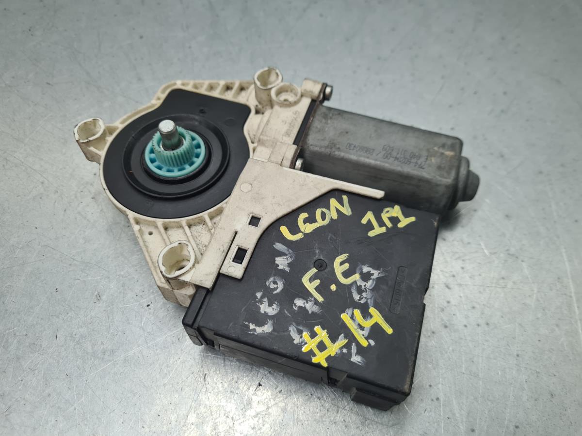 Motore alzacristallo anteriore sinistro SEAT Leon (1P1)