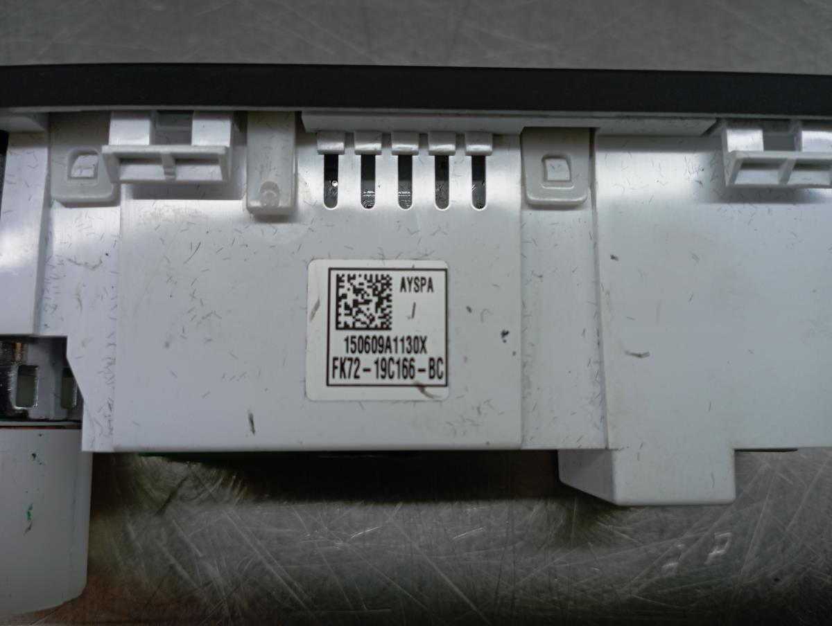 Módulo USB / AUX / IPOD JAGUAR F-Type Coupé (X152) Imagem-2