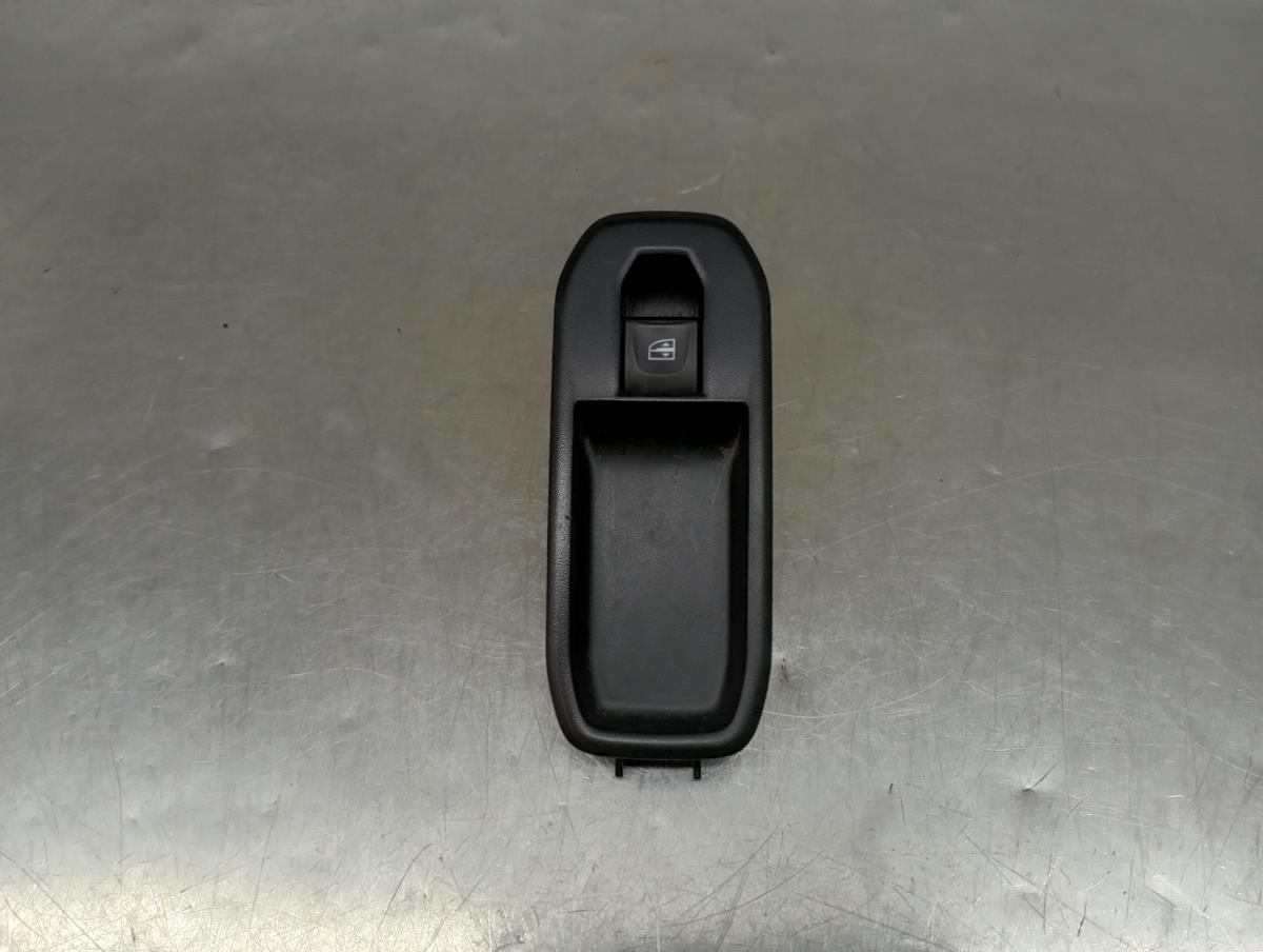 Mando / interruptor elevalunas delantero derecho DACIA Duster (HM_)