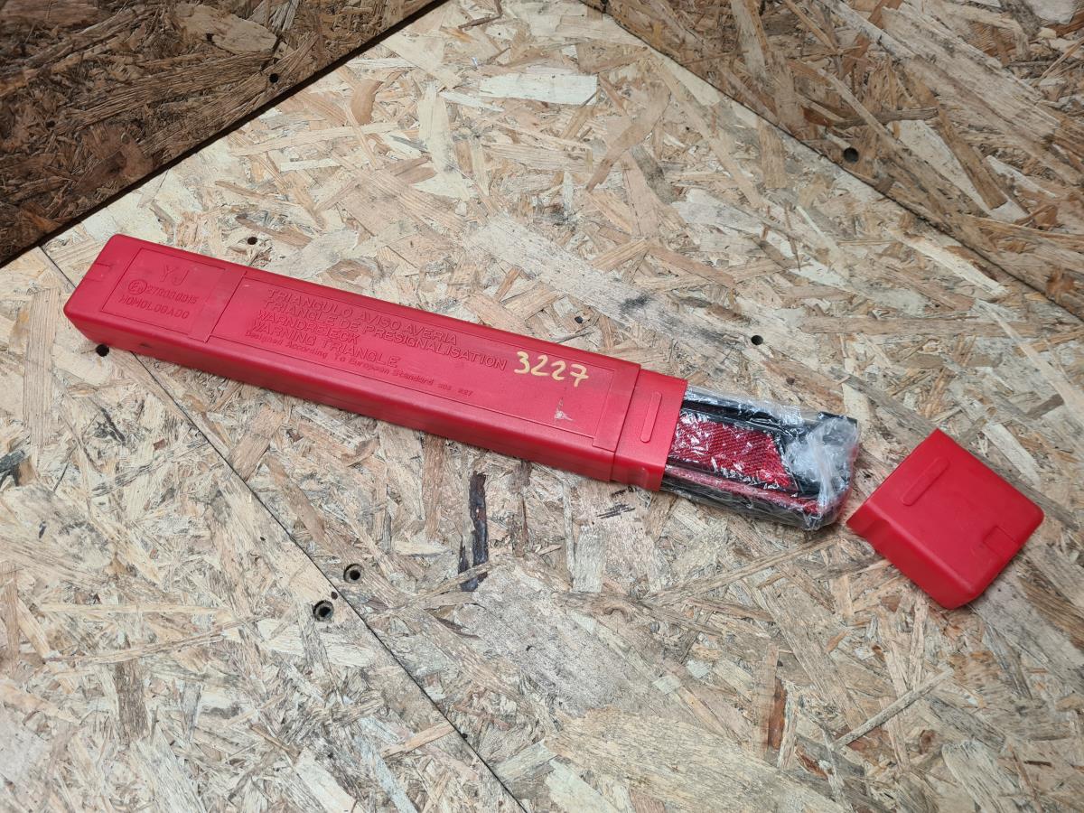 Triangolo di emergenza CITROËN C3 III (SX)