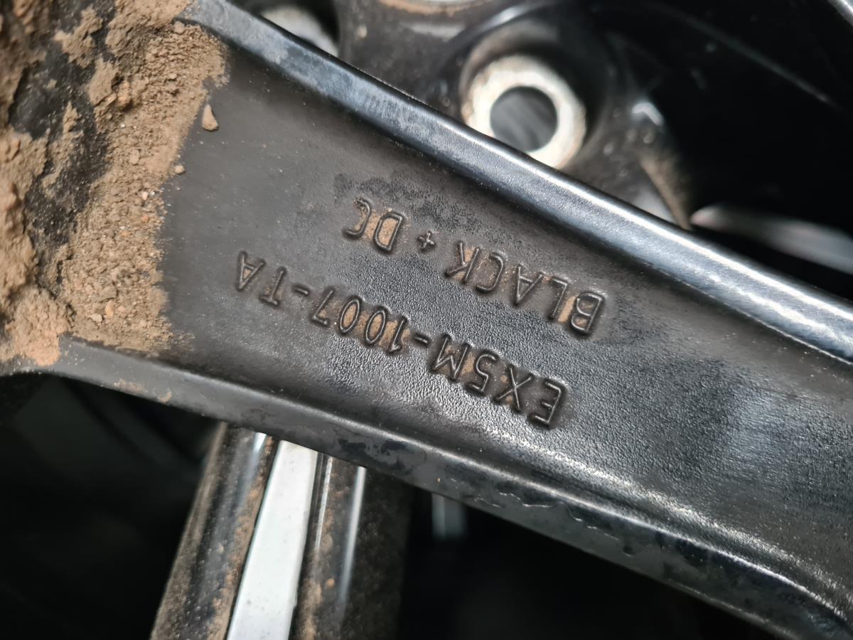 Jante Avant Droite JAGUAR F-Type Coupé (X152) Imagem-3