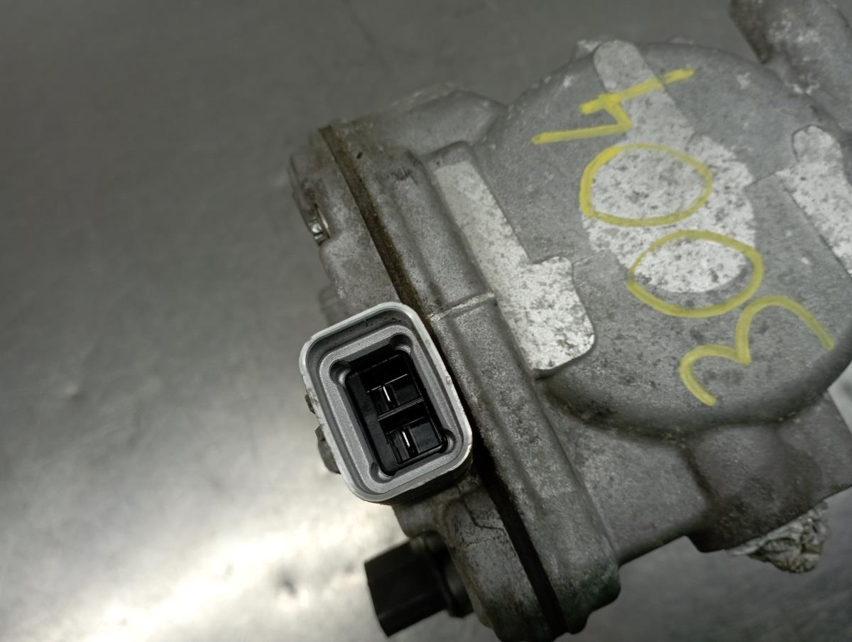 AC compressor TOYOTA Auris Hatchback (_E15_) Imagem-4