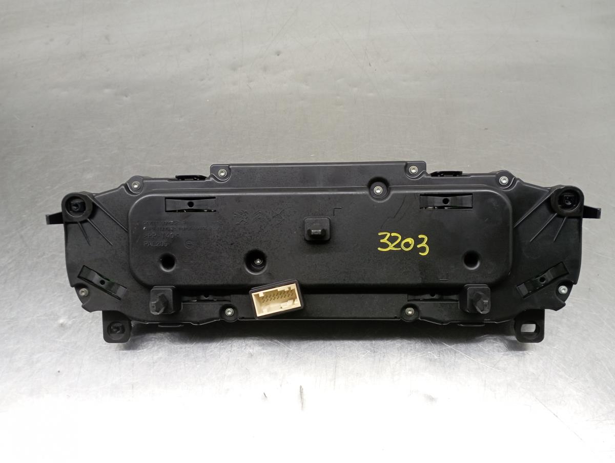 Quadrante / painel de instrumentos PEUGEOT 208 II Imagem-1