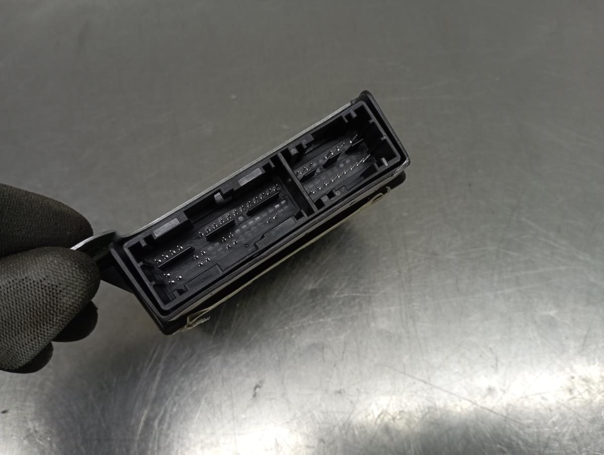 Centralina airbag PEUGEOT 208 II Imagem-1