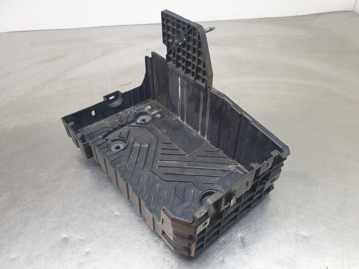 Battery box PEUGEOT 208 II Imagem-4