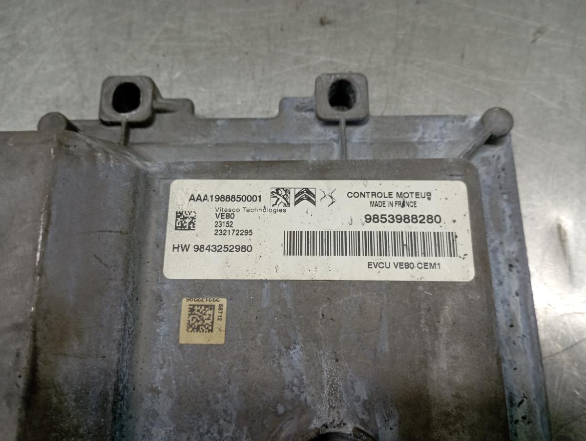 Centralina motor / ECU PEUGEOT 208 II Imagem-2