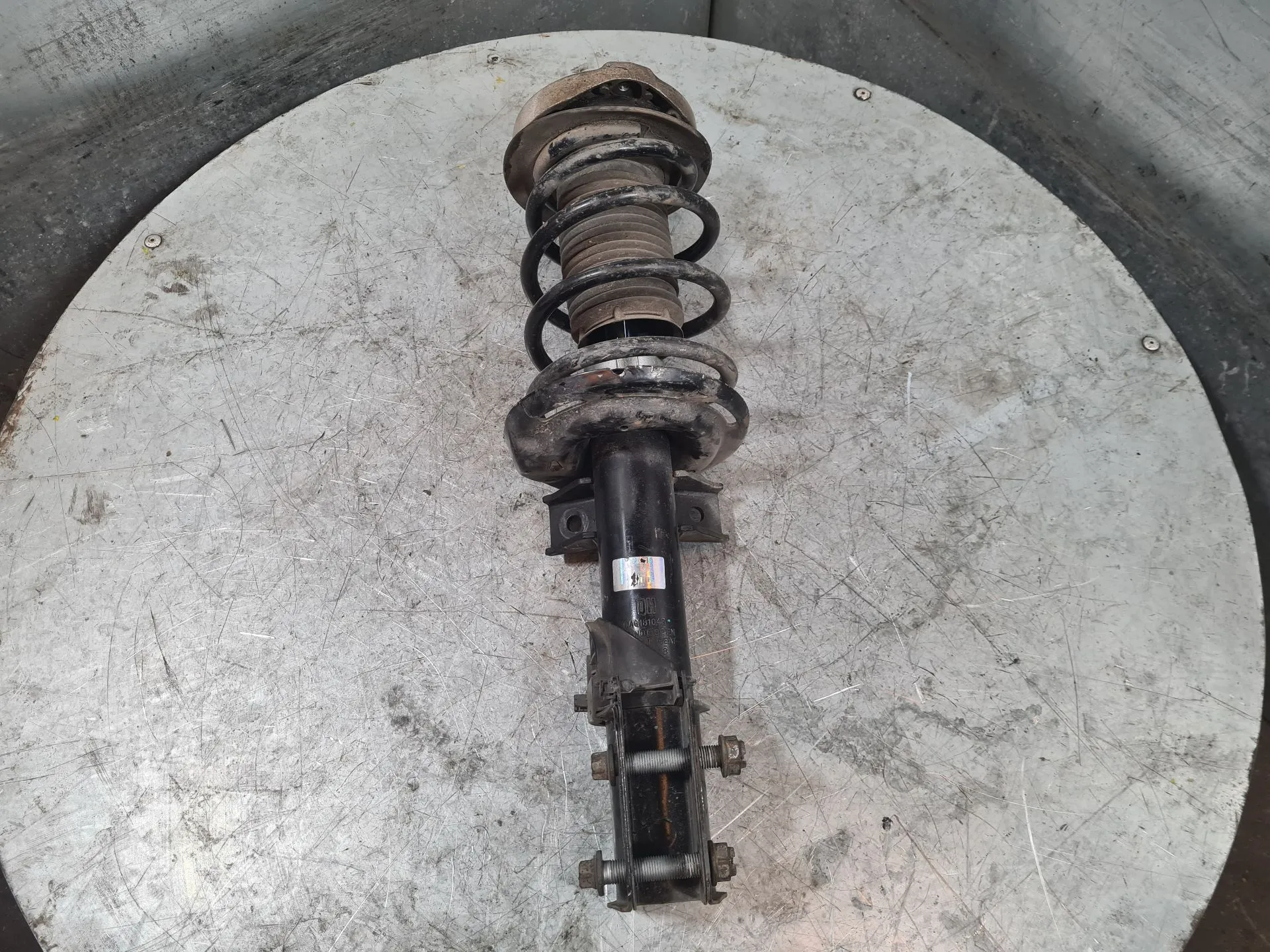Left Front Shock Absorber MERCEDES-BENZ GLK (X204)