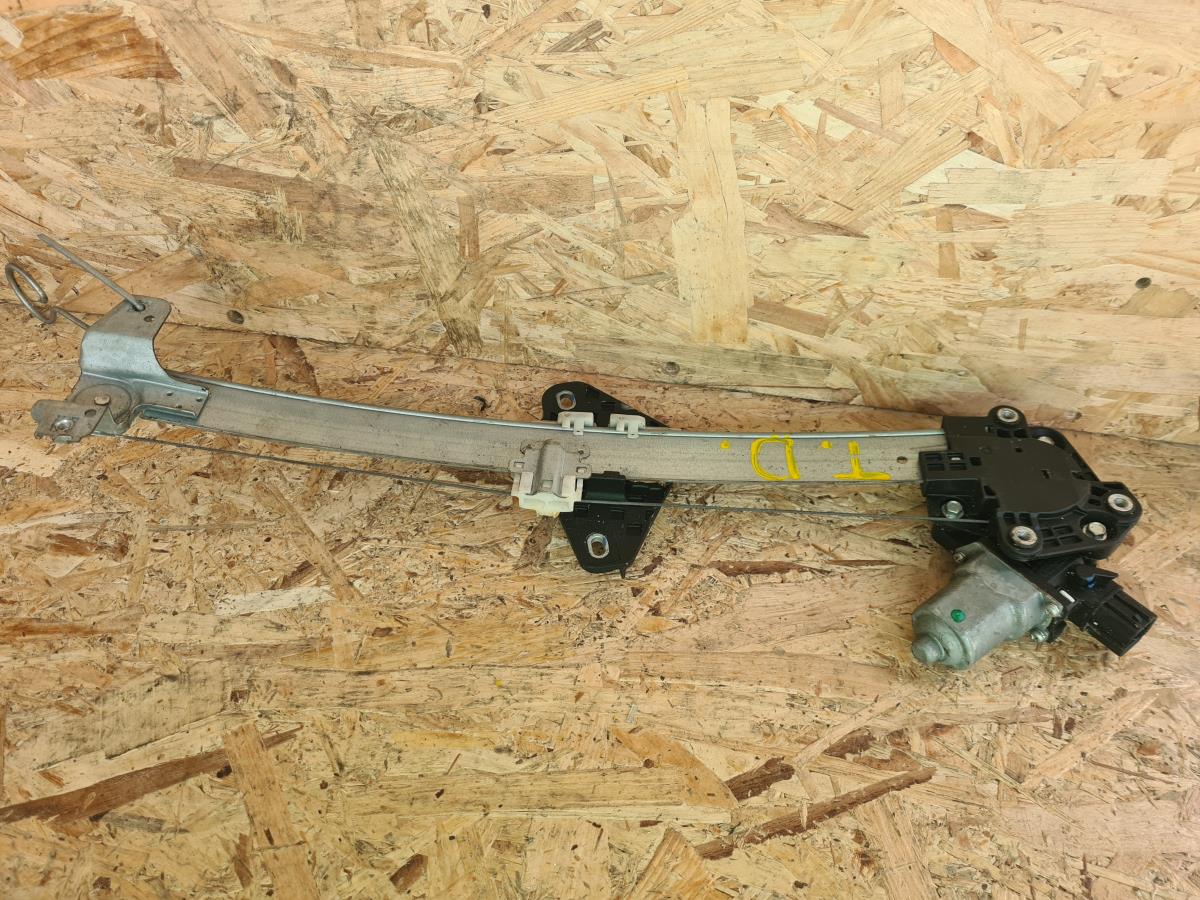 Elevalunas trasero derecho HONDA Civic VIII Hatchback (FN_, FK_)