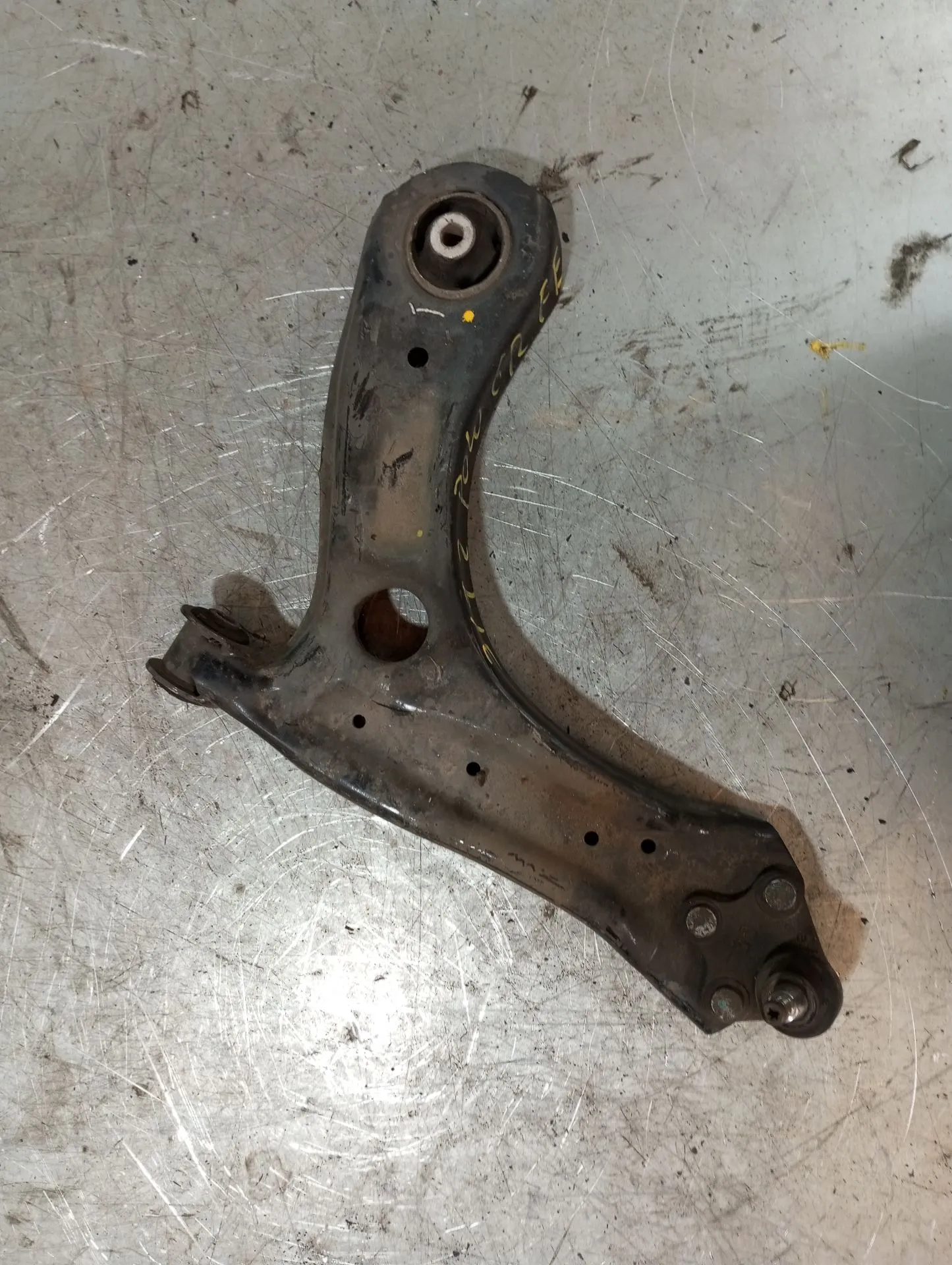 Braccio di sospensione anteriore sinistro VOLKSWAGEN Polo (6R, 6C)