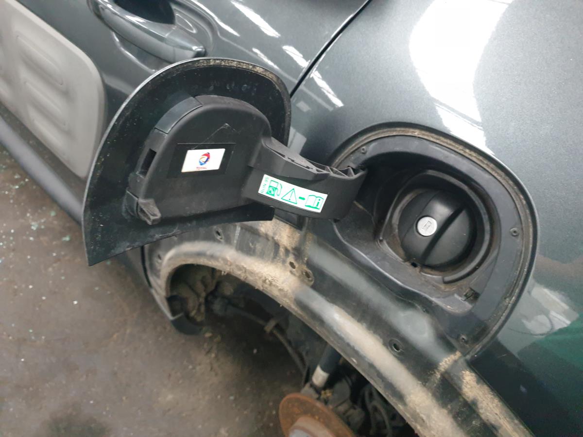 Tapa exterior combustible CITROËN C4 Cactus Imagem-1