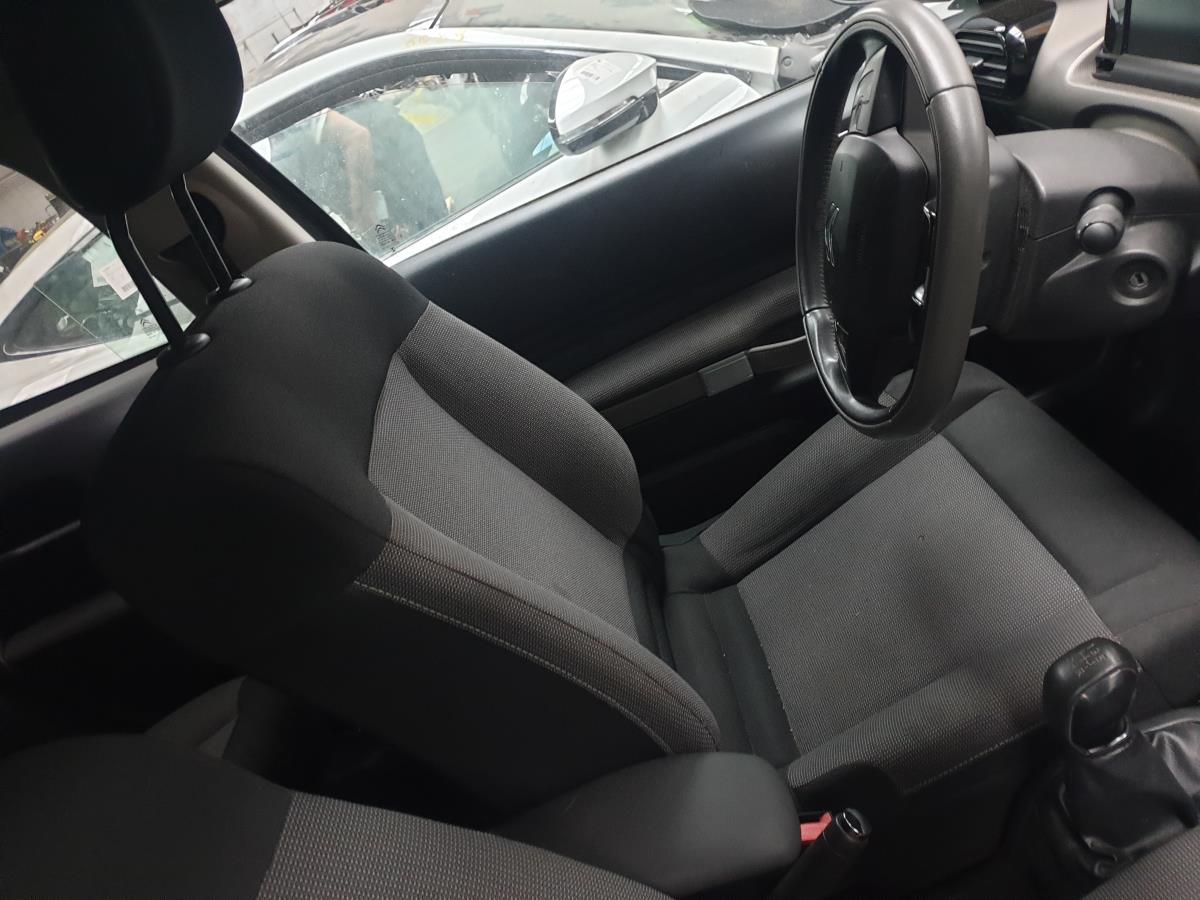 Seats set CITROËN C4 Cactus Imagem-1