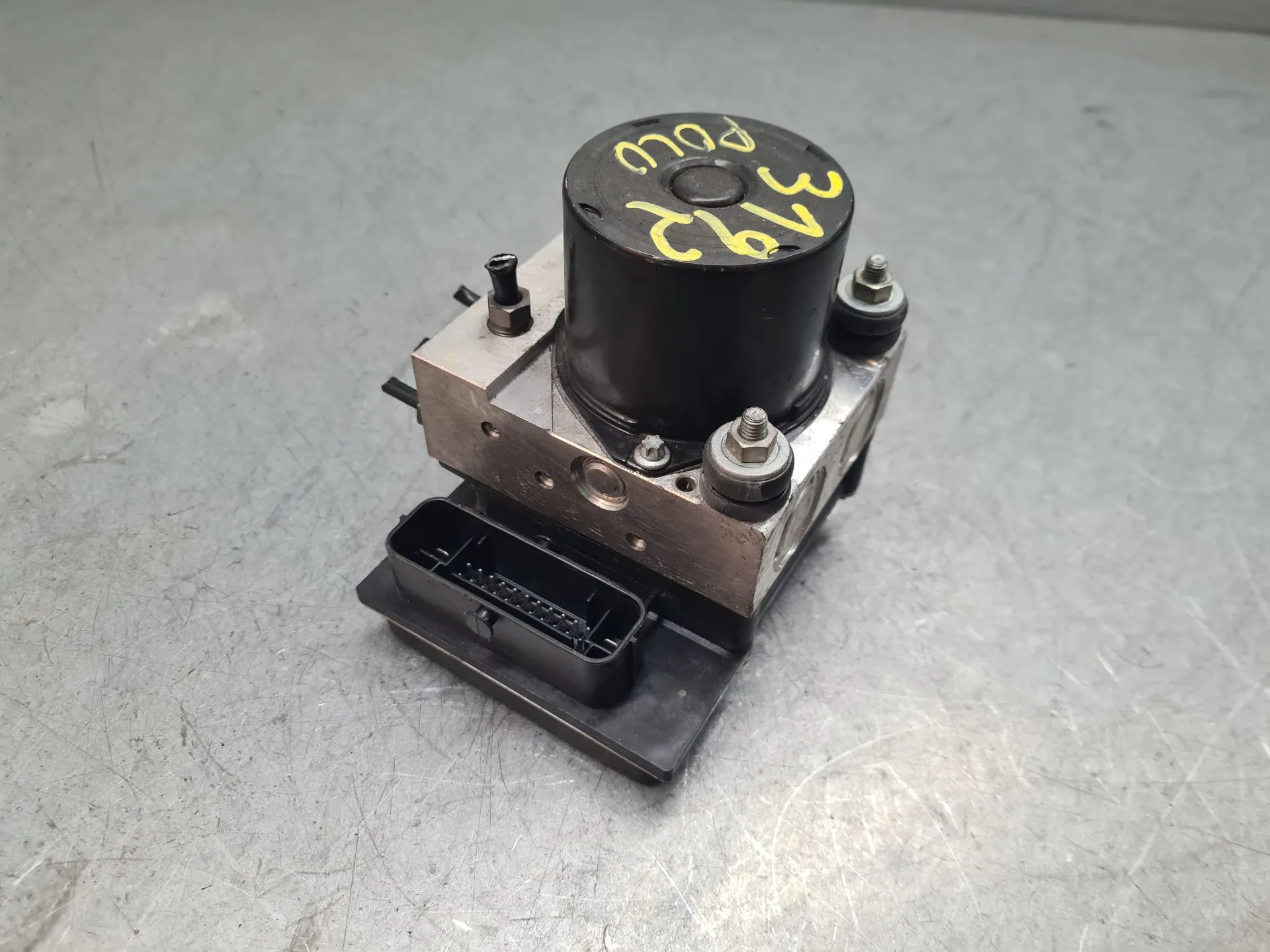 ABS VOLKSWAGEN Polo (6R, 6C) Imagem-1