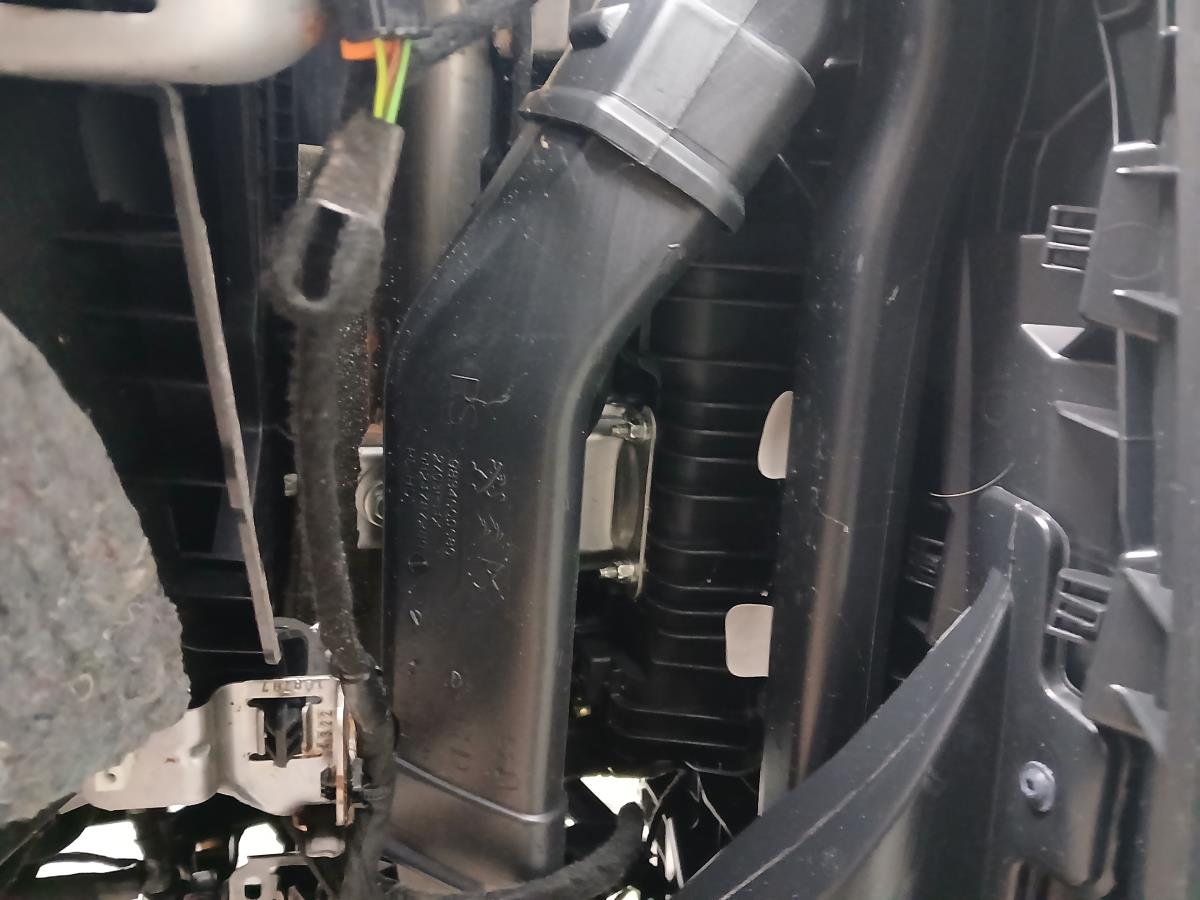 Airbag passageiro PEUGEOT 2008 II (U_)