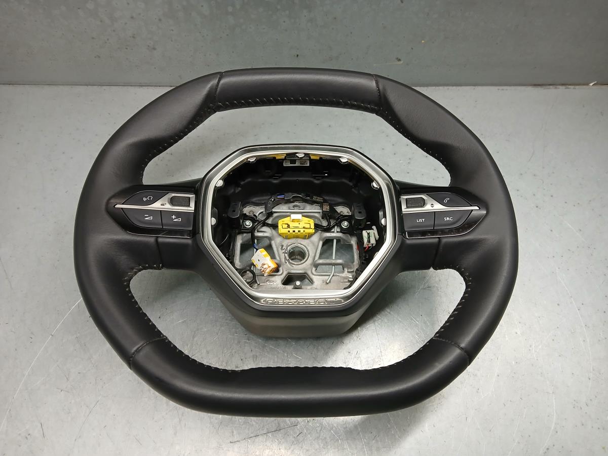 Volante PEUGEOT 2008 II (U_) Imagem-1