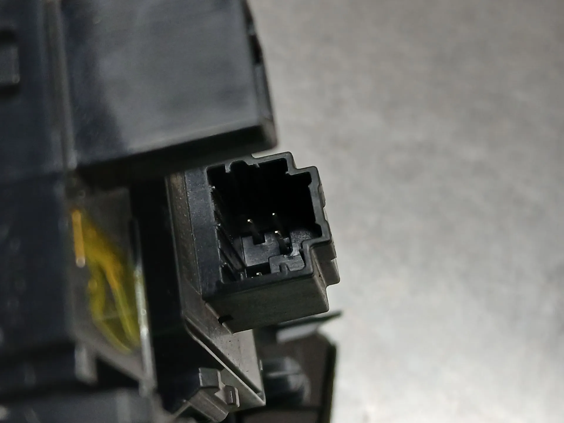 Mando / interruptor elevalunas delantero derecho NISSAN Qashqai III (J12) Imagem-3