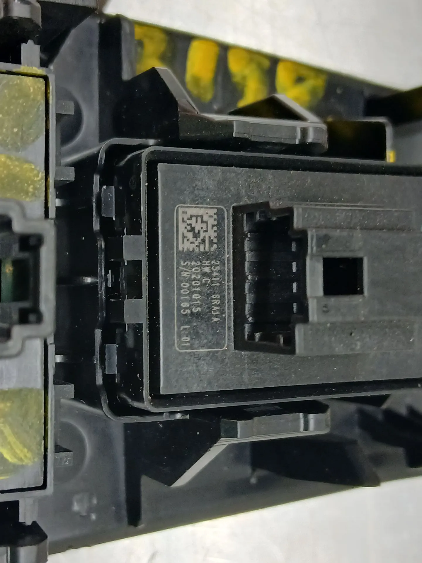 Mando / interruptor elevalunas delantero derecho NISSAN Qashqai III (J12) Imagem-4