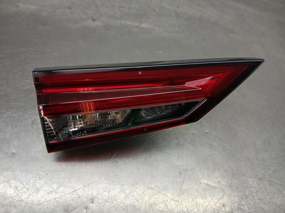 Feu de coffre Gauche NISSAN Qashqai III (J12) Imagem-1