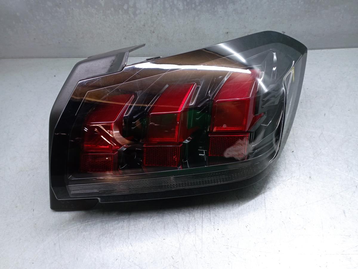 Feu arrière Droite PEUGEOT 208 II Imagem-7