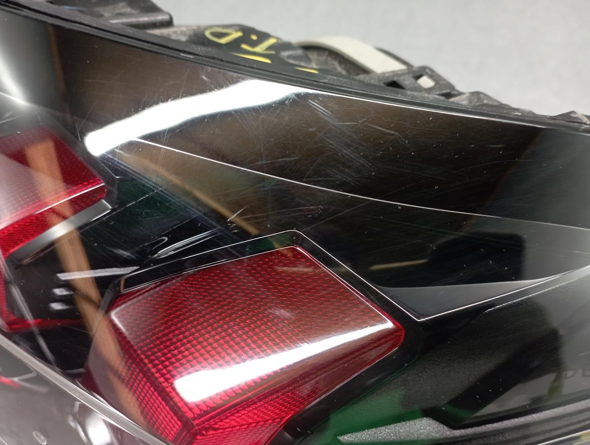 Feu arrière Droite PEUGEOT 208 II Imagem-2