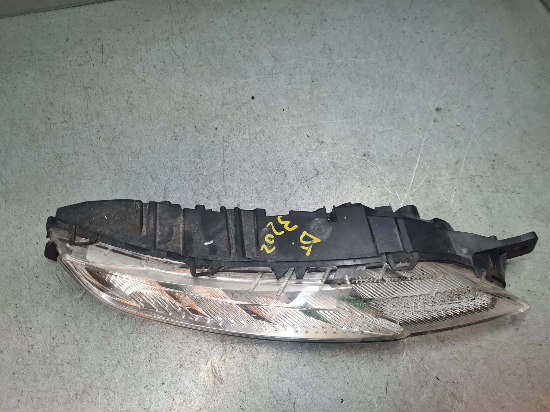 Lumière diurne Droite CITROËN C4 Picasso II Imagem-3