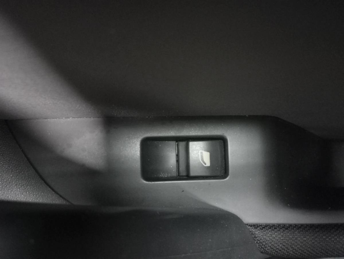 Mando / interruptor elevalunas delantero derecho CITROËN C4 Picasso II