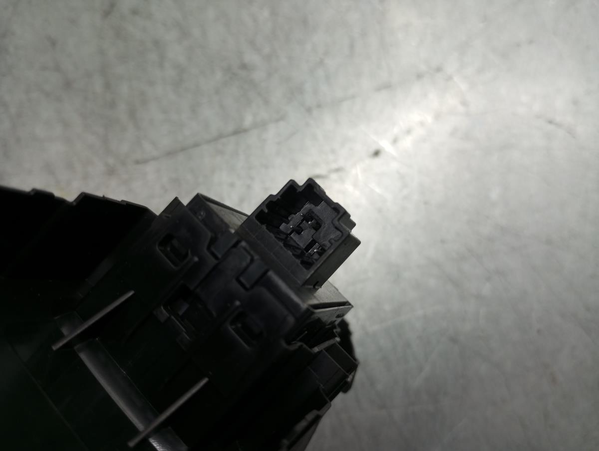 Comando / interruttore alzacristallo anteriore destro RENAULT Espace VI Imagem-3