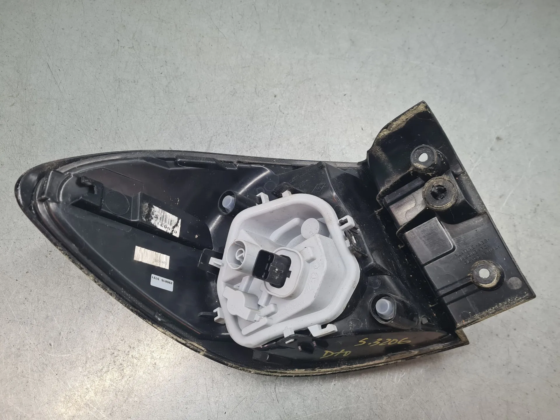 Feu arrière Droite RENAULT Captur (J5_) Imagem-3