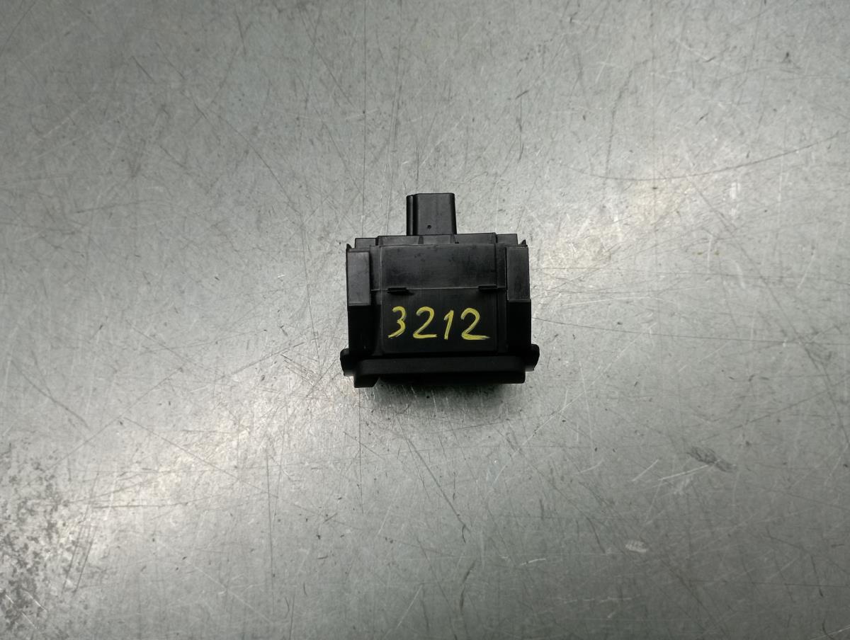 Comando / botão / interruptor multifunções RENAULT Kadjar (HA_, HL_) Imagem-1