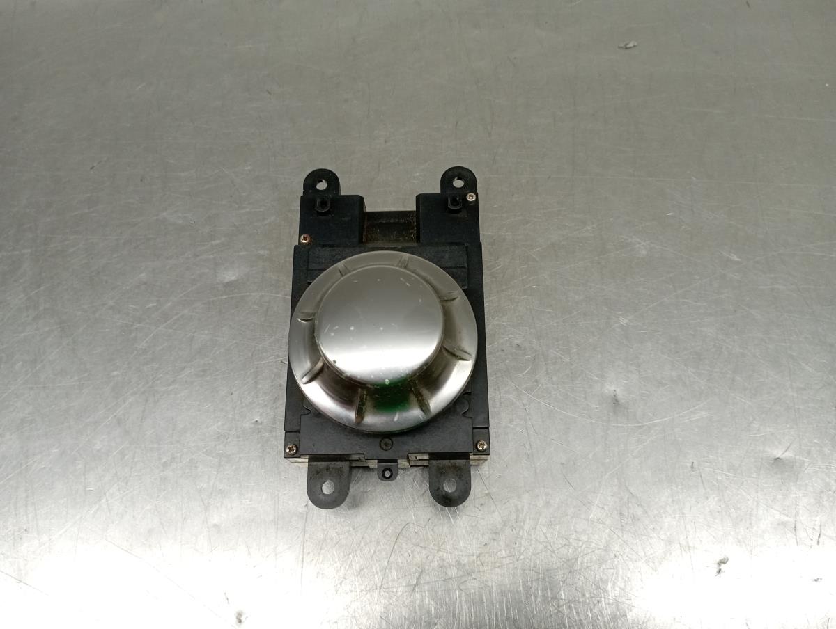 Comando / botão / interruptor multifunções BMW 5 (E60)