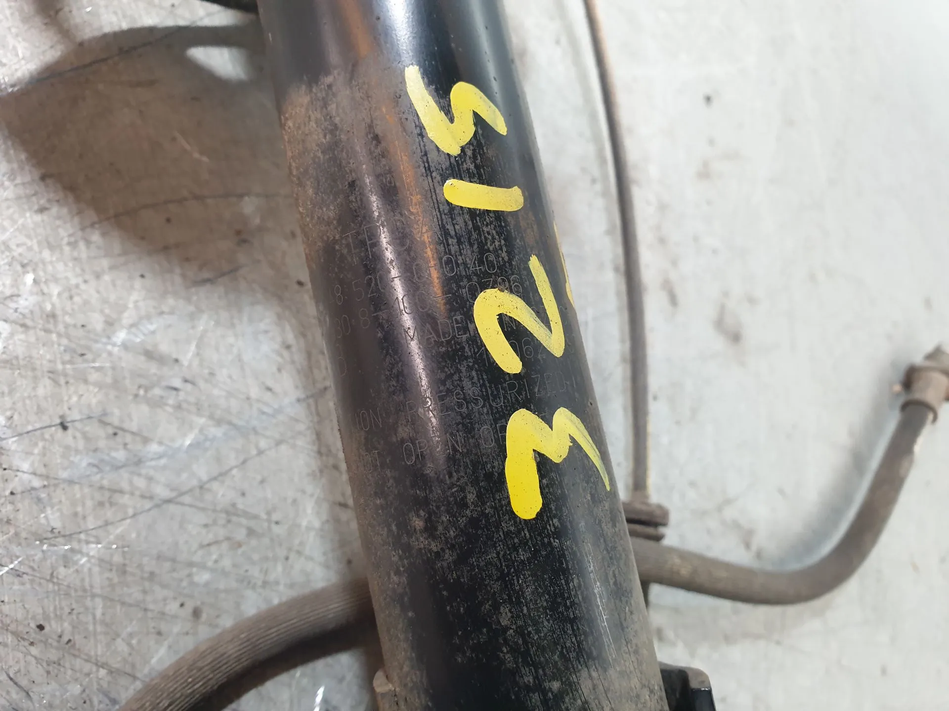 Amortecedor frente esquerdo CITROËN C1 II Imagem-4