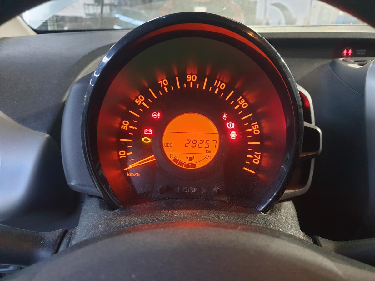 Instrument cluster CITROËN C1 II