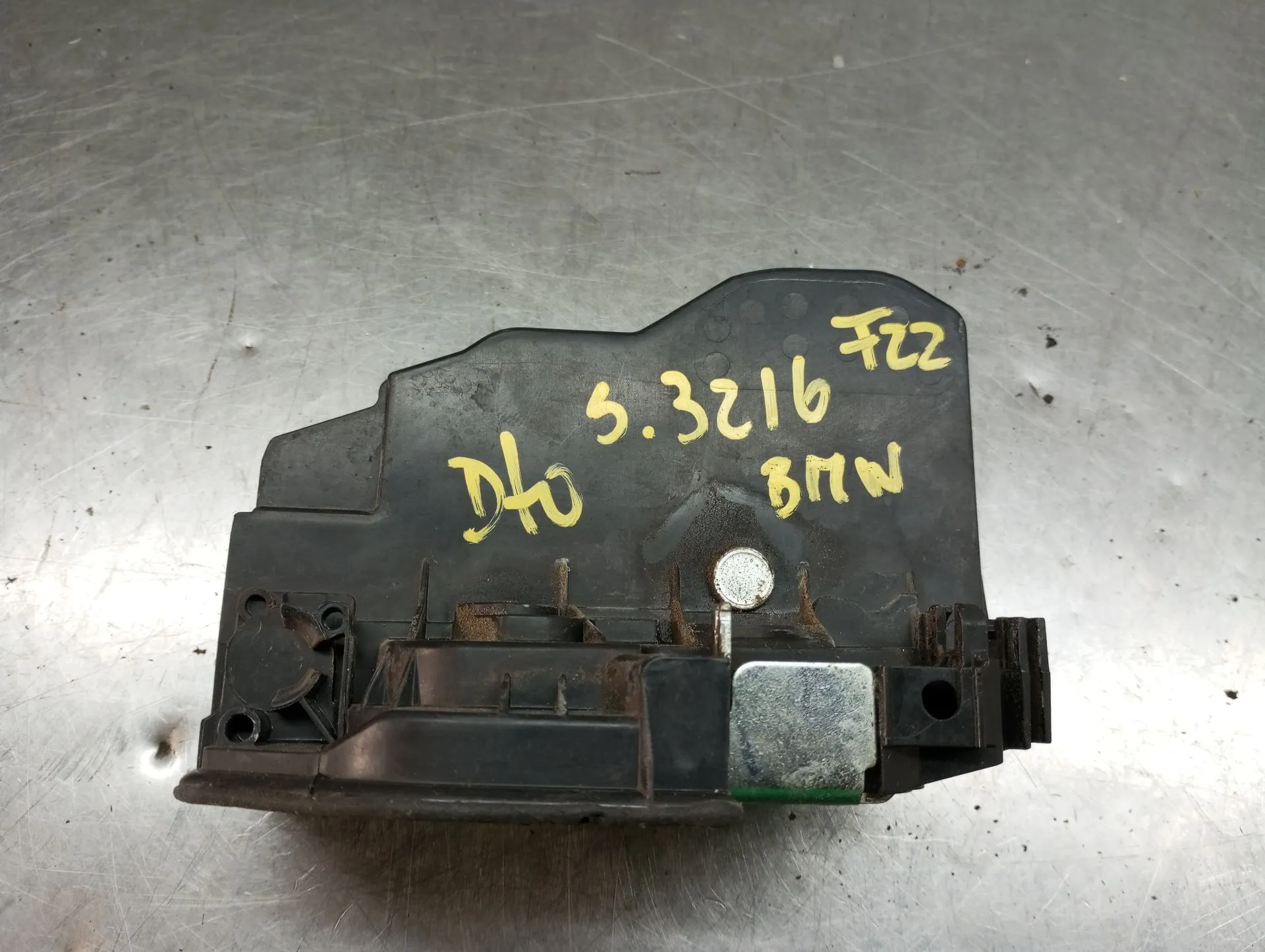 Cerradura / cierre puerta delantero derecho BMW 2 Coupé (F22, F87)