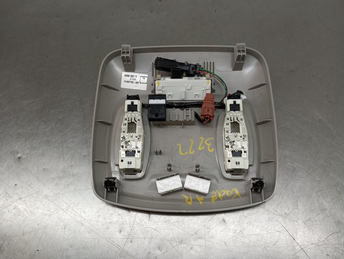 Plafonier frente RENAULT Kadjar (HA_, HL_) Imagem-2