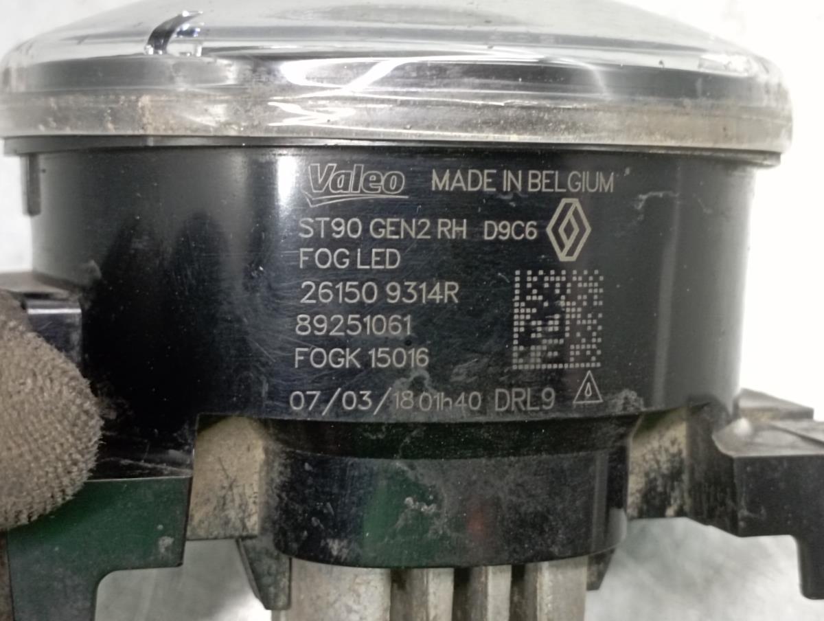 Feu antibrouillard Avant Droite RENAULT Koleos II (HC_) Imagem-3