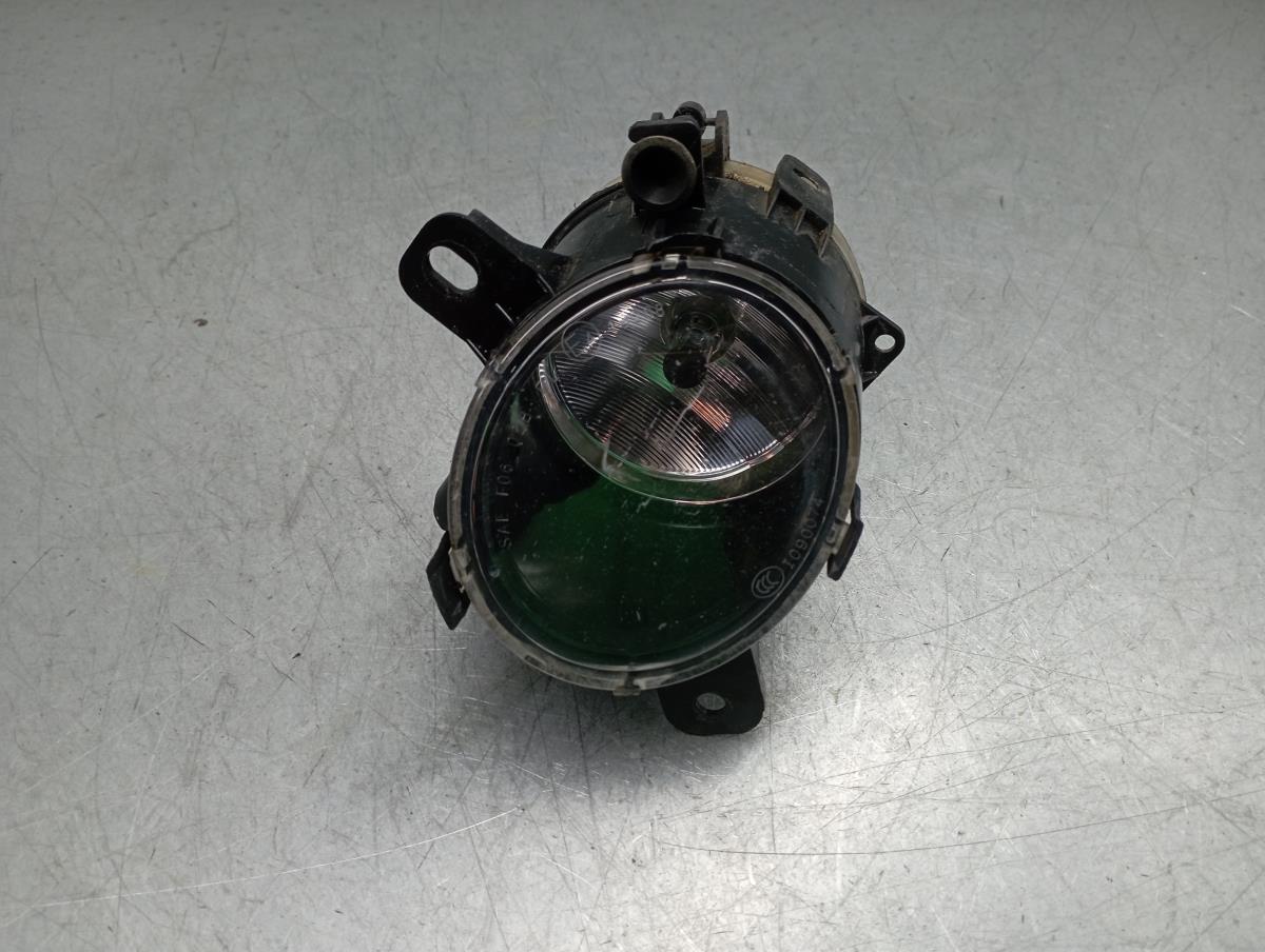 Left front fog light OPEL Meriva B Imagem-1