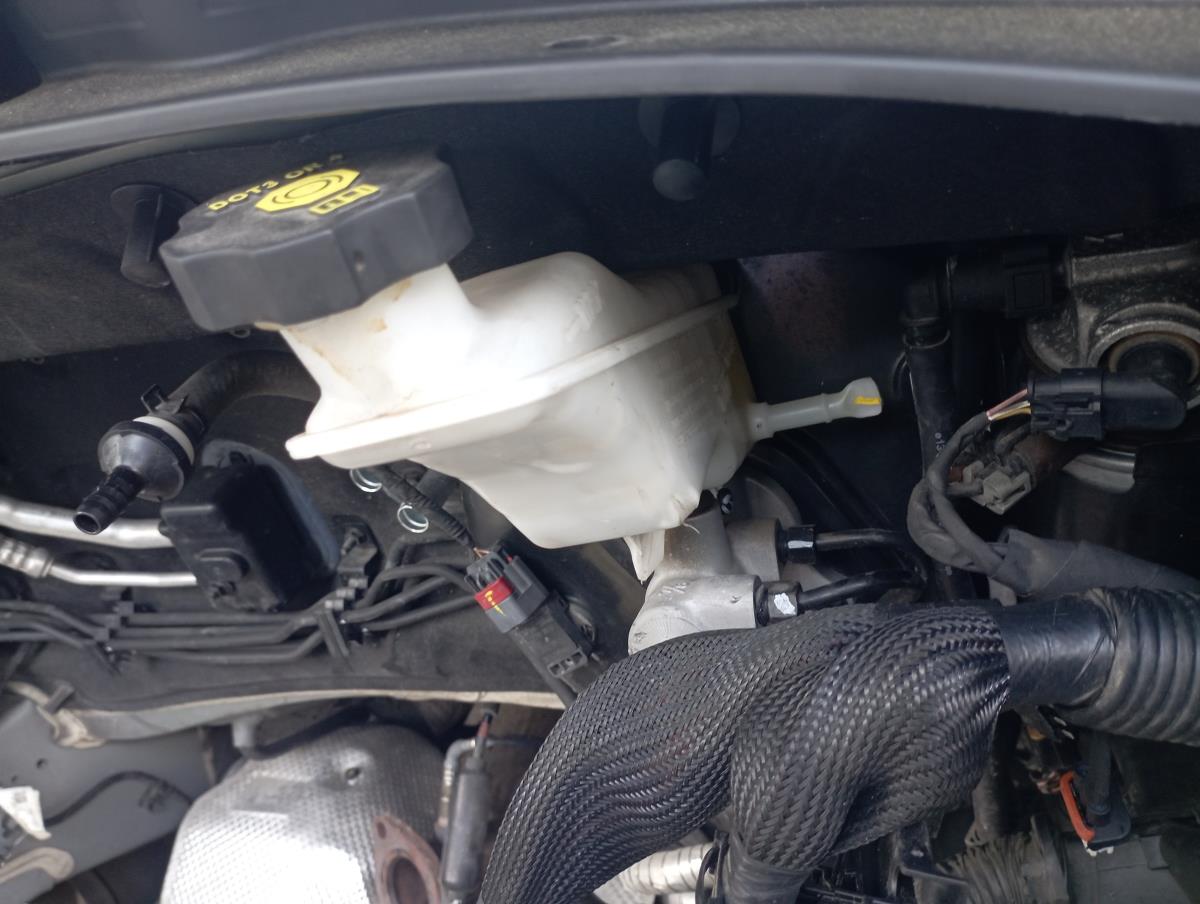 Bomba central dos travões KIA Sportage (QL)