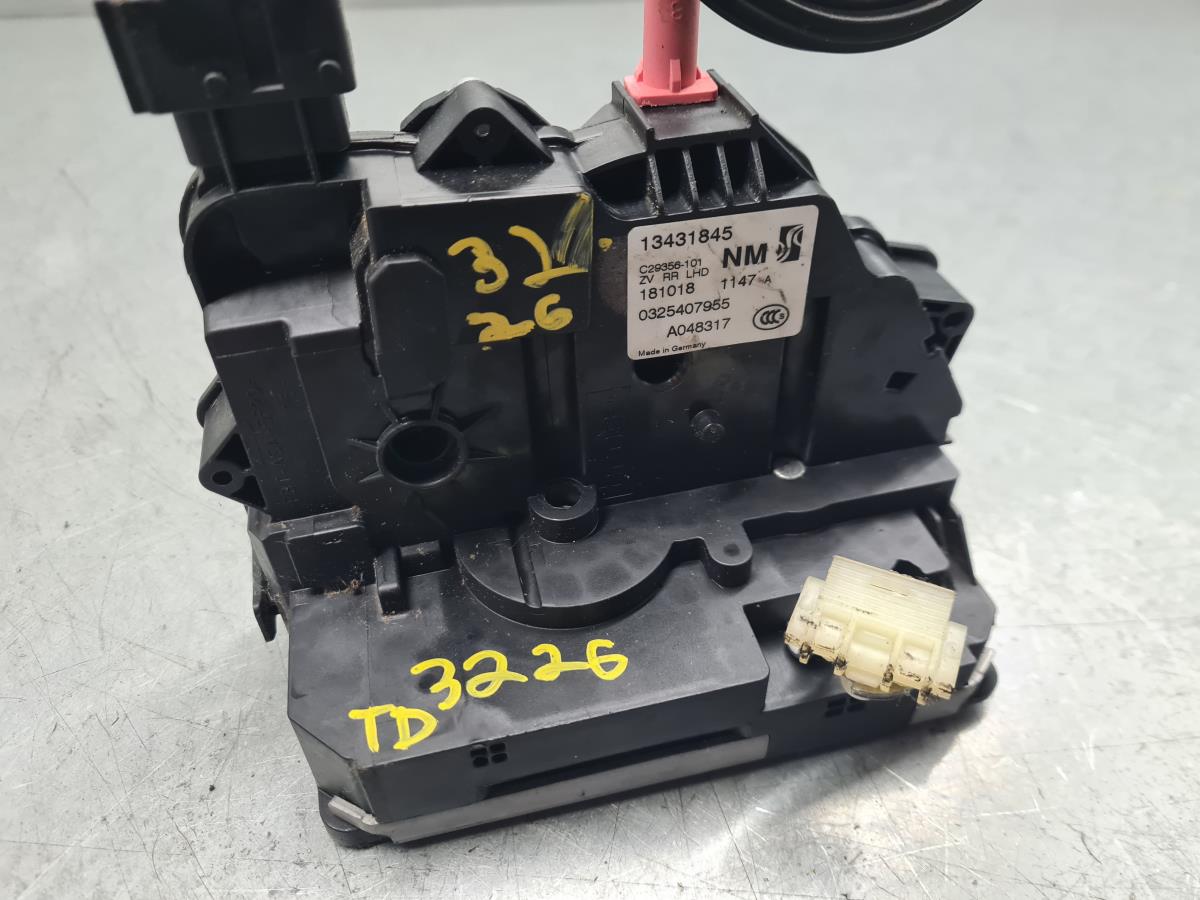 Rear Right Door Lock OPEL Corsa E Imagem-1