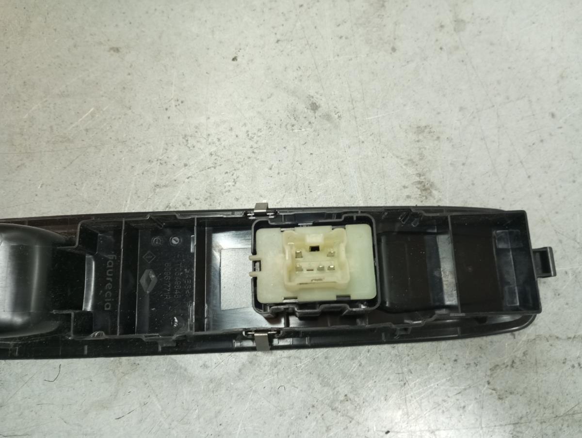 Mando / interruptor elevalunas delantero derecho DACIA Jogger Imagem-2