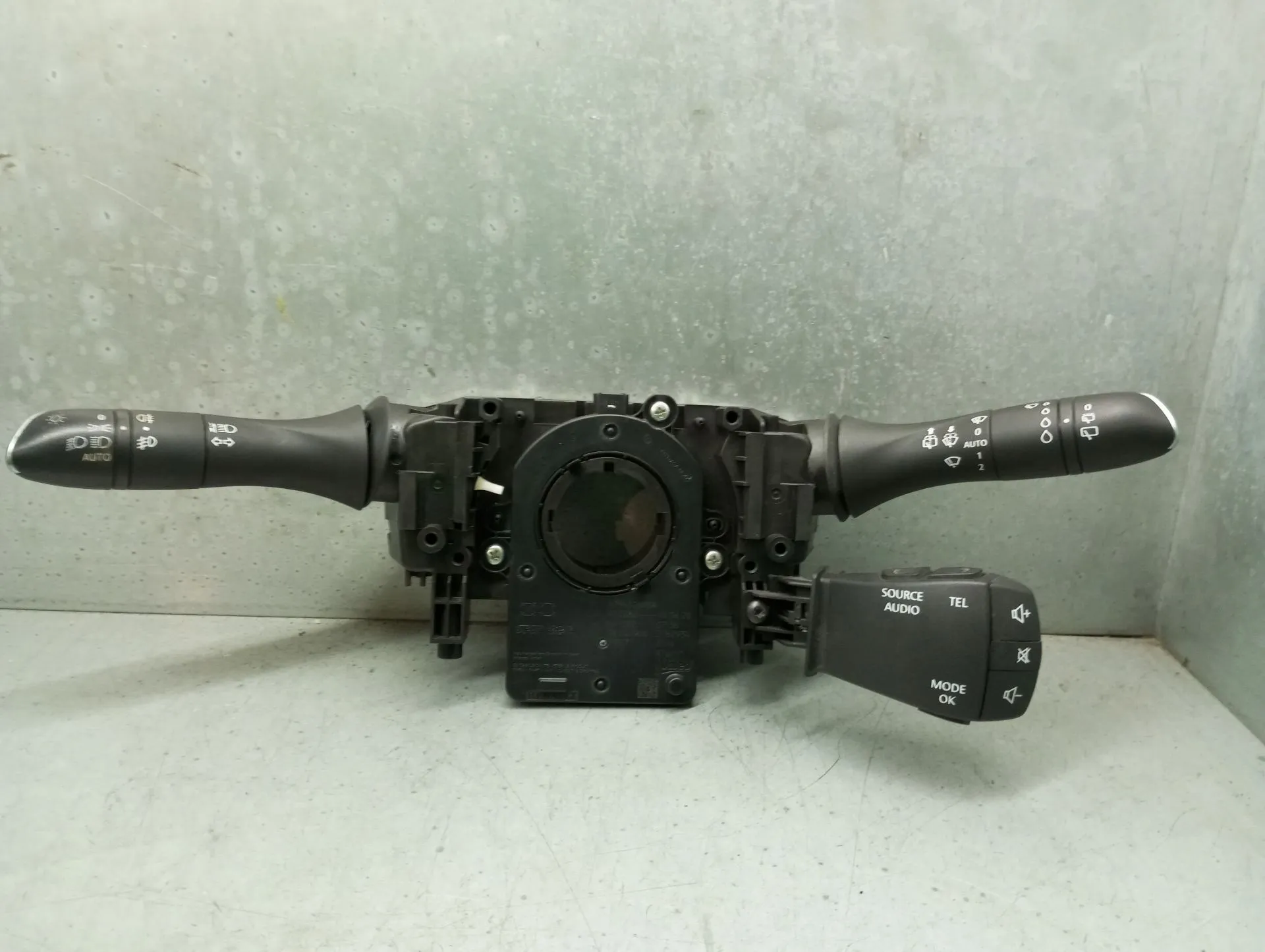 Ensemble leviers d'éclairage et essuie-glace RENAULT Kadjar (HA_, HL_)