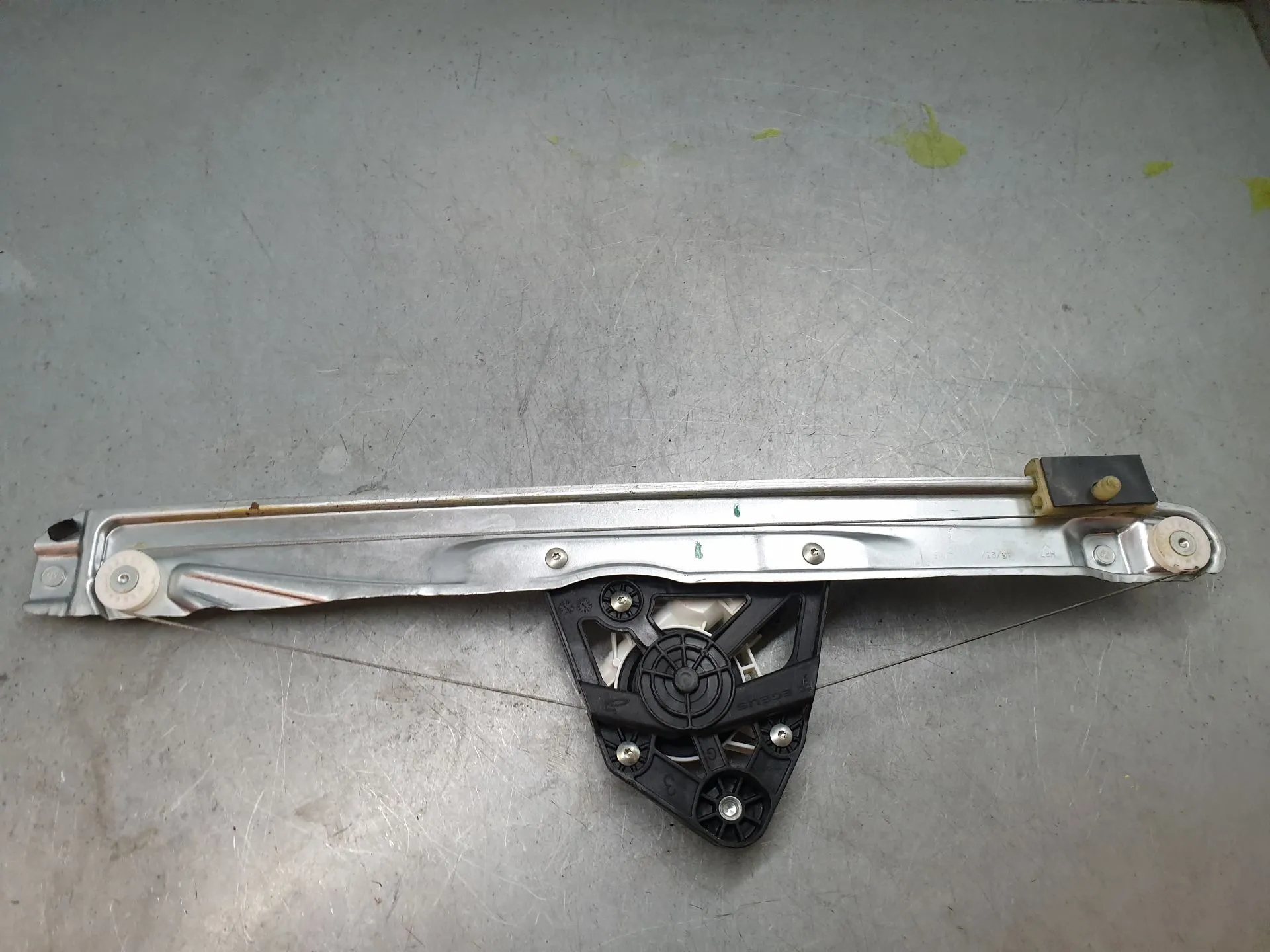 Lève-vitre avant gauche RENAULT Kangoo III Imagem-1