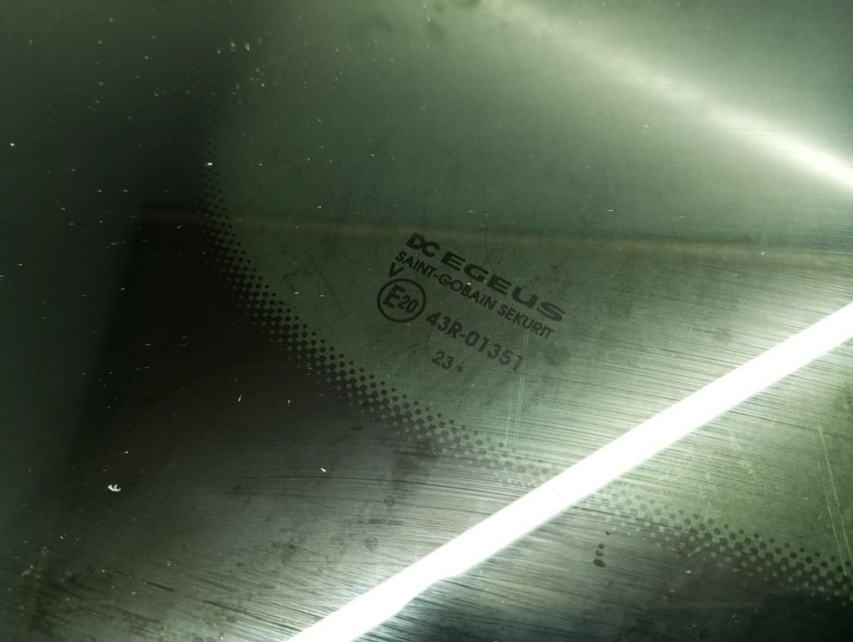 Left rear quarter glass RENAULT Kangoo III Imagem-2