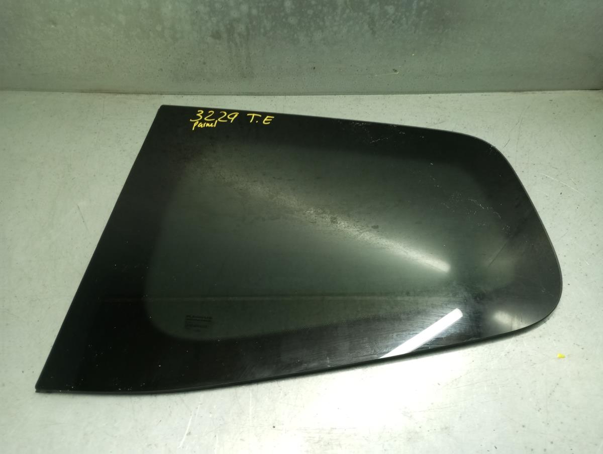 Left rear quarter glass RENAULT Kangoo III
