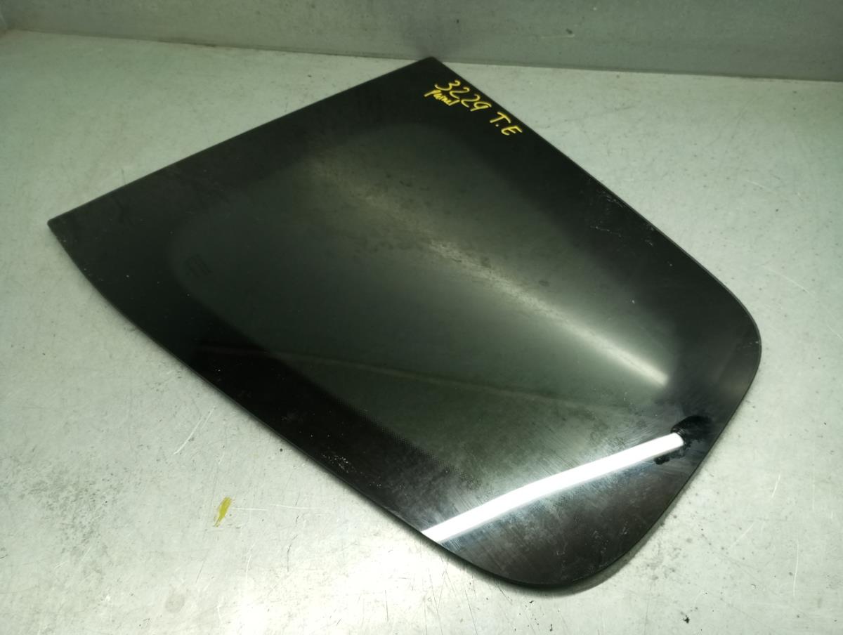 Left rear quarter glass RENAULT Kangoo III Imagem-1